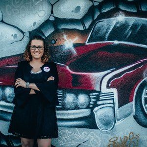 Meet your Posher, Risa